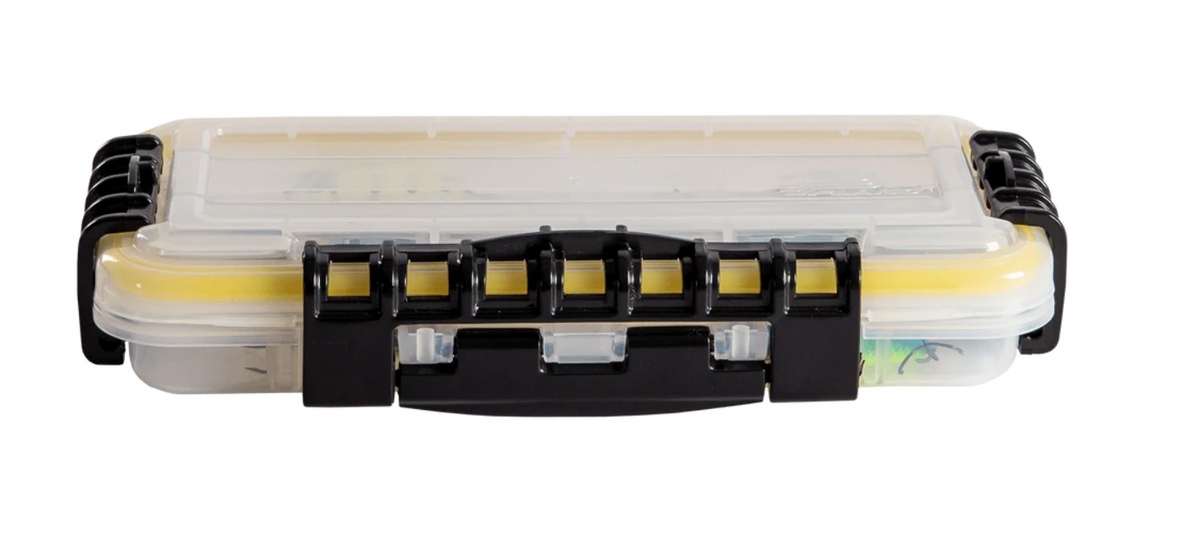 Plano Guide Series Waterproof Stowaway 3500