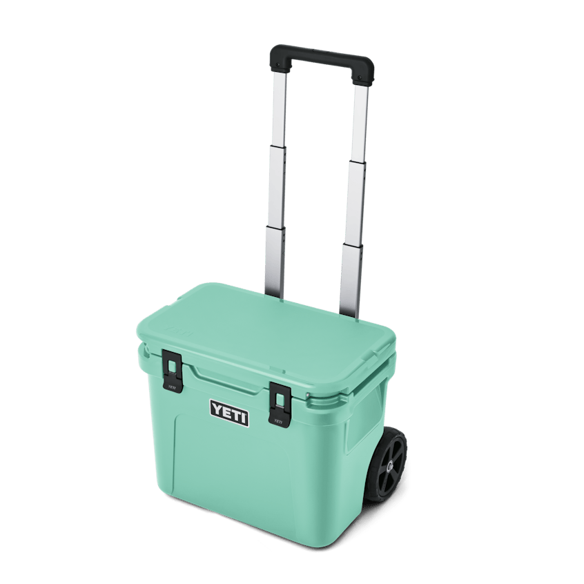Yeti Roadie 32 Wheeled Cooler