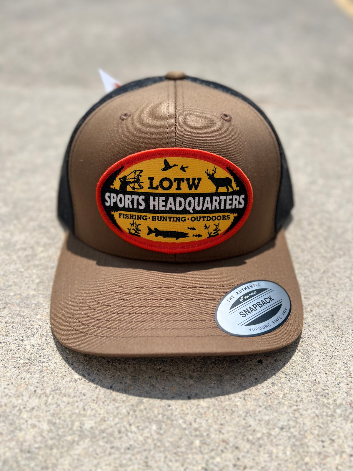 LOTW Sports Headquarters Retro Snapback Trucker Hats
